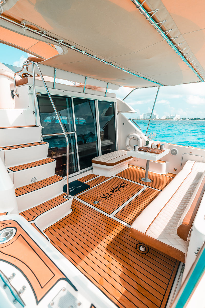 50 FT - SEA RAY FLYBRIDGE - SMNKY - UP TO 18 PAX - STARTING FROM $26,000 MXN - ISLA MUJERES