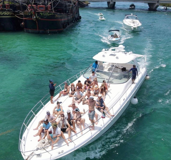 60 FT - SEA RAY SUNDANCER - TRTN - UP TO 20 PAX - STARTING FROM $31,000 MXN