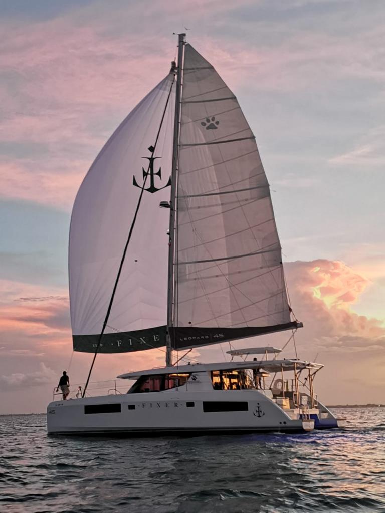 45 FT - CATAMARAN LAGOON LEOPARD - FXR - UP TO 15 PAX - STARTING FROM $37,000 MXN