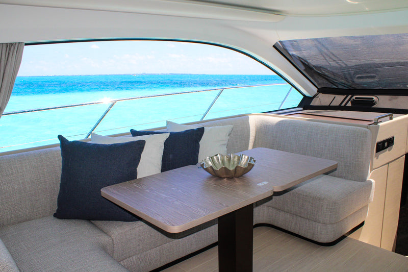 55 FT - AZIMUT - WLF - UP TO 14 PAX - STARTING FROM $64,000 MXN