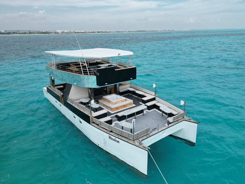 60 FT - CATAMARAN - MDST - UP TO 95 PAX - STARTING FROM $ 75,000 MXN