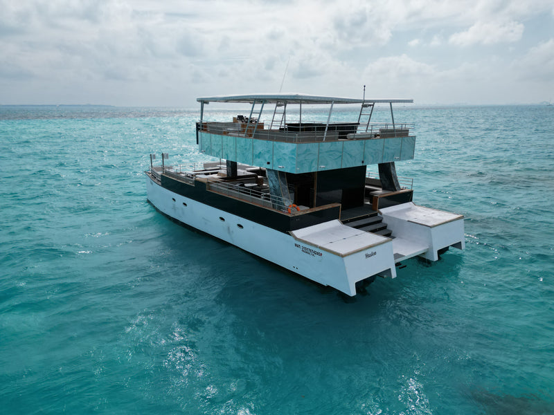 60 FT - CATAMARAN - MDST - UP TO 95 PAX - STARTING FROM $ 75,000 MXN