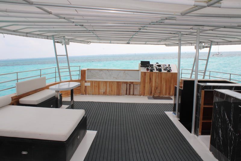 60 FT - CATAMARAN - MDST - UP TO 95 PAX - STARTING FROM $ 75,000 MXN